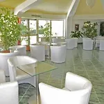 La Playa Отель 4*