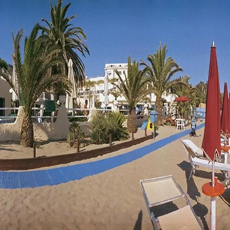 فندق La Playa 4*