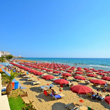 Hotel La Playa