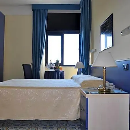 La Playa 4* スペルロンガ