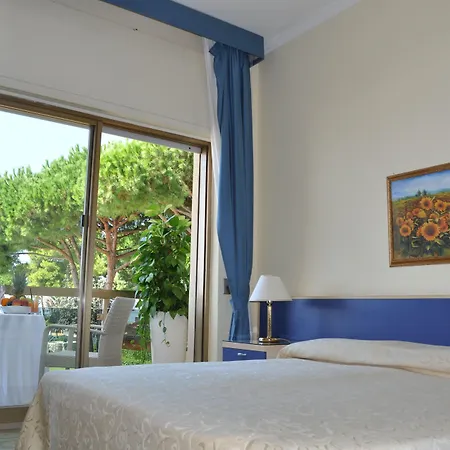 Hotel La Playa 4*