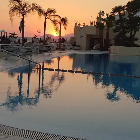 Hotell Grand La Playa
