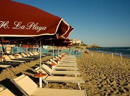 La Playa 4*