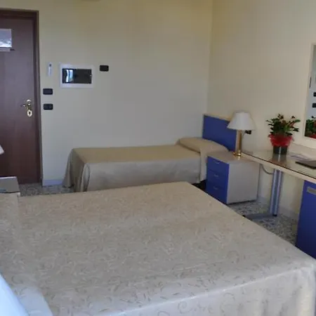 Hotel La Playa