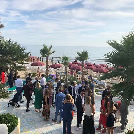 Hotell Grand La Playa Sperlonga